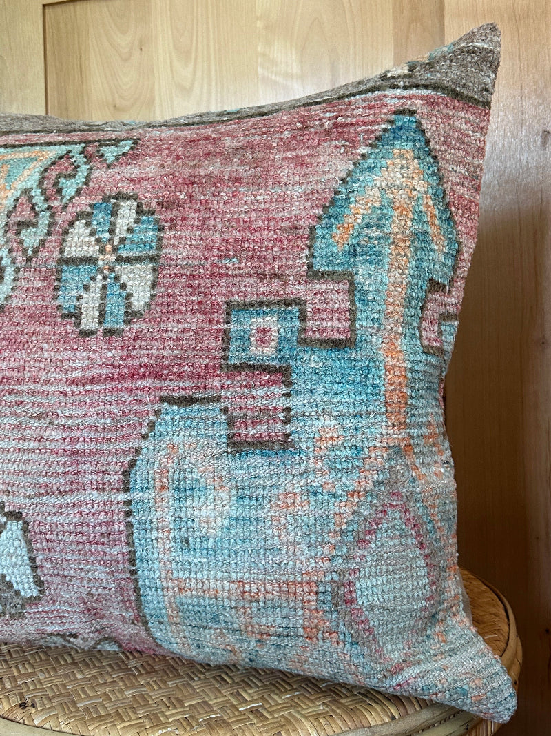 26 by 26 pile pink and blue soft throw pillow