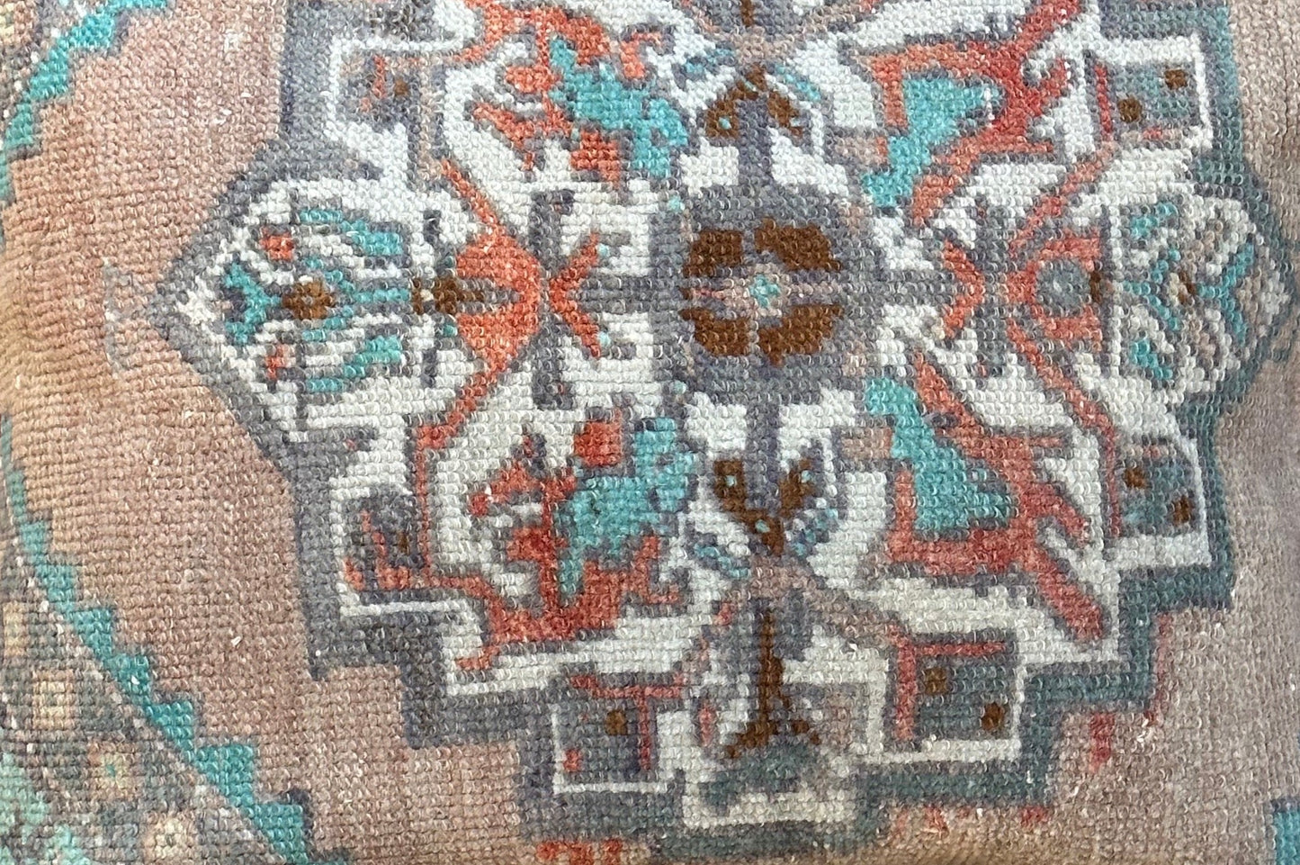 Pile Pillow 16 x 24 in, P-0002