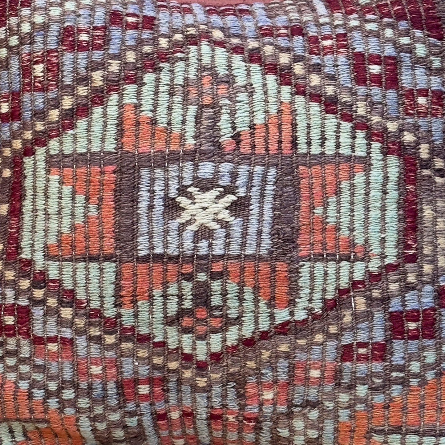 Cicim Pillow, P-0011