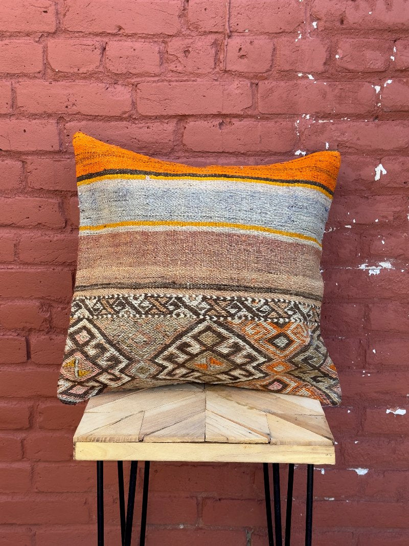 Cicim Pillow, P-0013