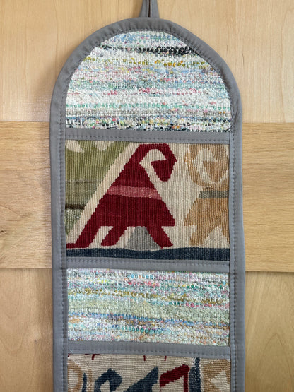 Muted Geometric 3-pocket Turkish Wall Organizer with Grey Border