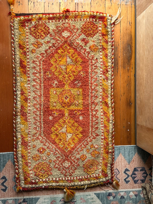 Burcu - Mini Turkish Area Rug 1.7 x 3.3 ft