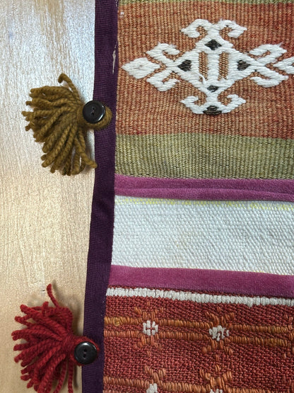 Handmade Turkish Kilim Wall Organizer – Colorful 3-Pocket Hanging Storage with Tassels and Evil Eye Charm – Boho and Eclectic Home Decor Accent