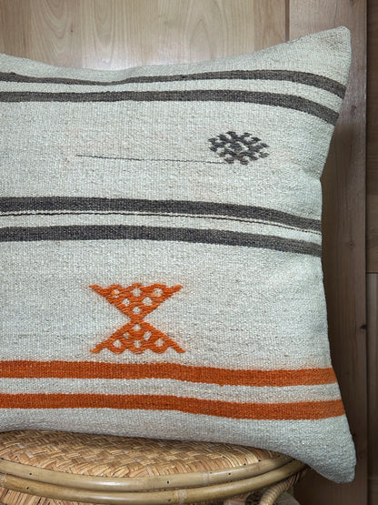 Minimalist Turkish Kilim Pillow Cover – Handwoven Wool Cushion in Ivory with Burnt Orange and Charcoal Gray Tribal Stripes – Modern Boho and Southwestern Home Decor